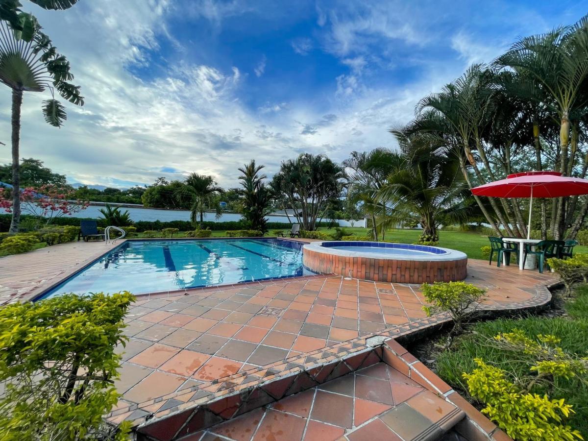 Turistica Natasha - Casa Campestre Y *