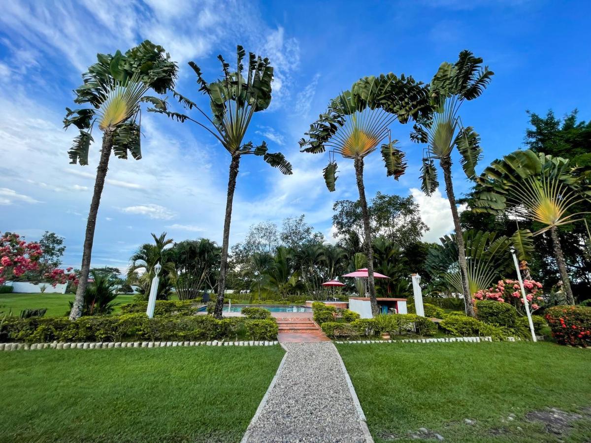 Turistica Natasha - Casa Campestre Y