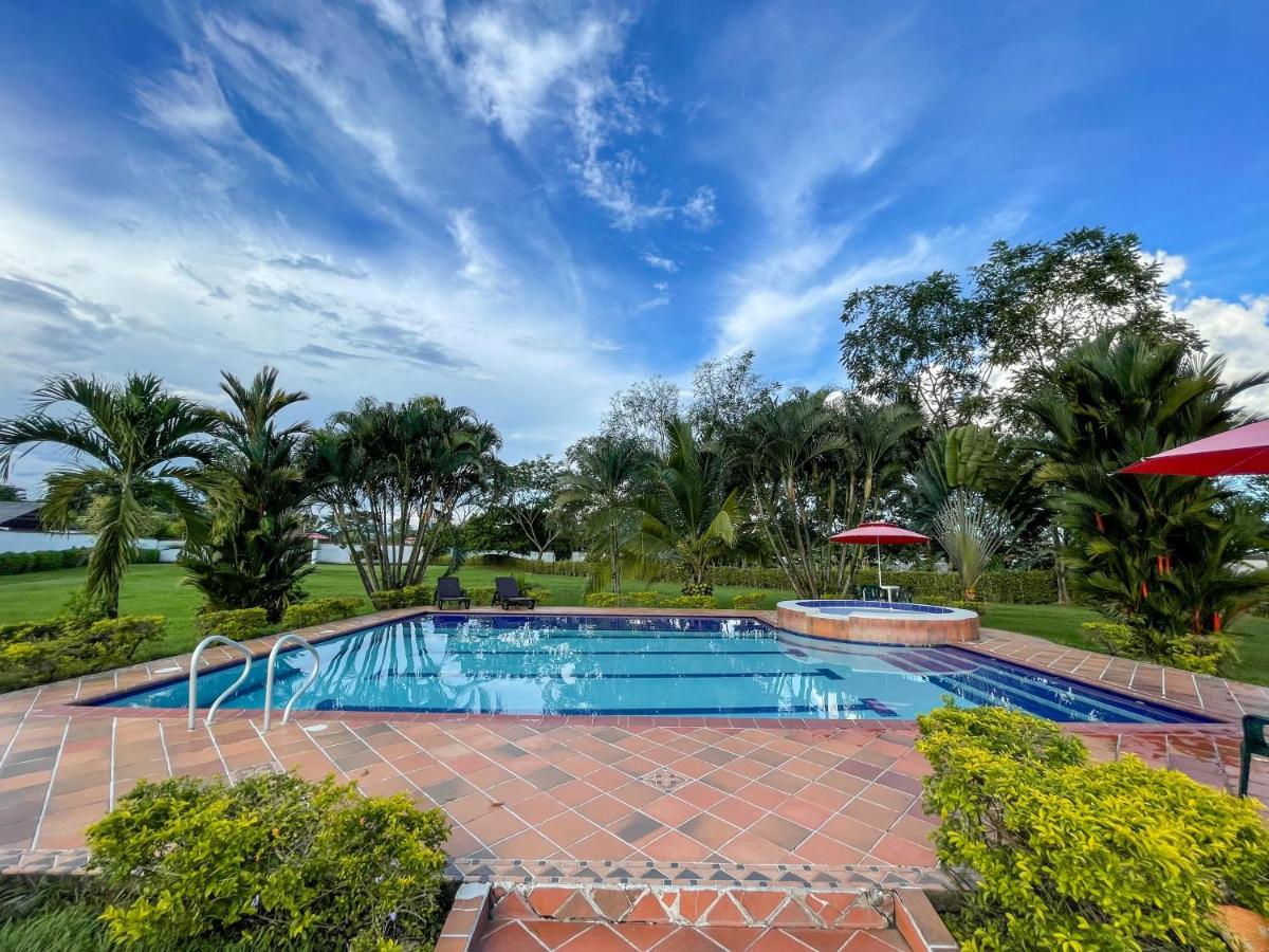 Turistica Natasha - Casa Campestre Y *